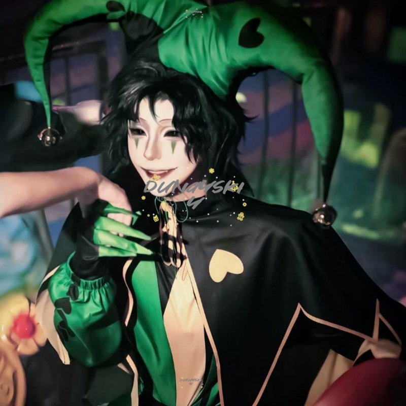 Disfraz de Payaso Pierrot de F - Anime Cosplay Expo 2025 reseña y precio